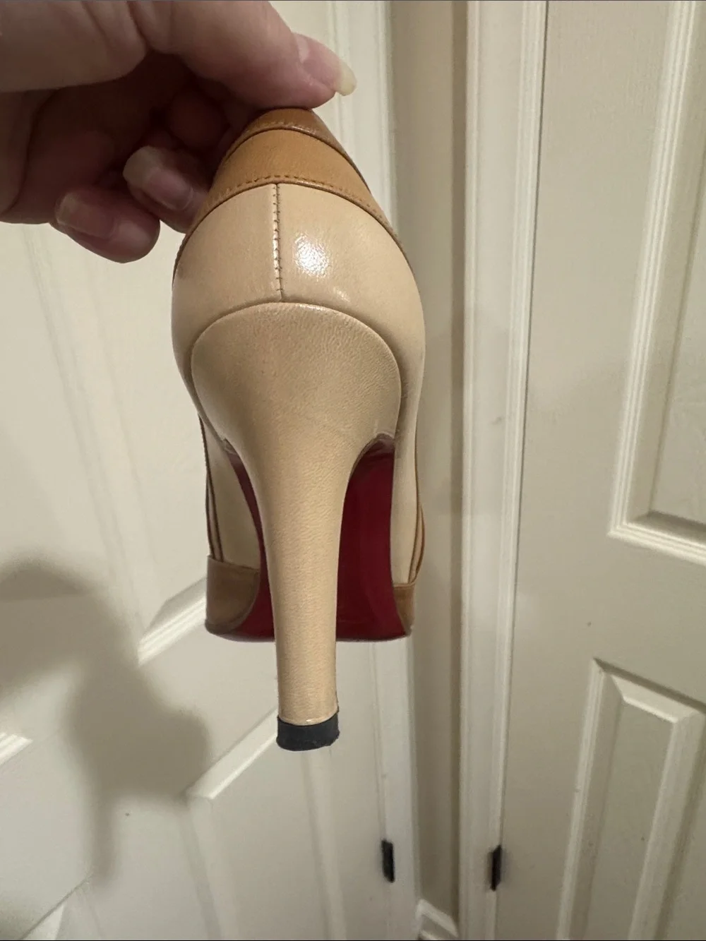 Christian Louboutin/Classic Three-Tone Beige and Darker Cream Women's Heels! 6.5